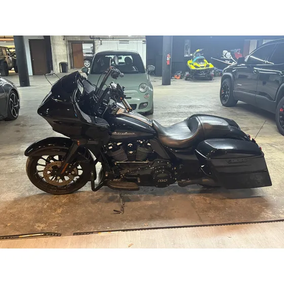 Harley Davidson Fltrxs / Road Glide Special 2019