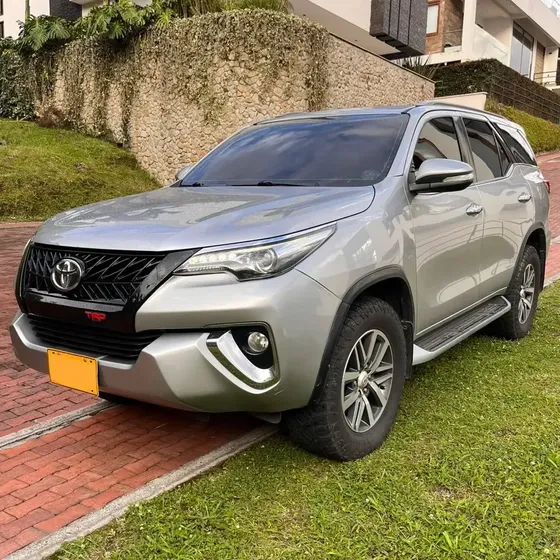 Toyota Fortuner 2017 2.8l