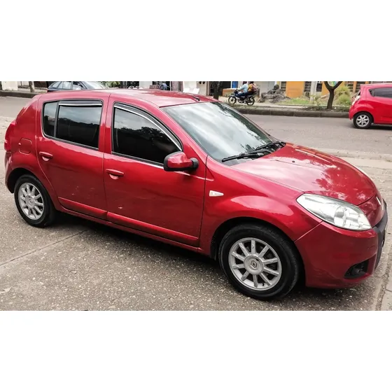 Renault Sandero 1.6 Dynamique 90 Hp