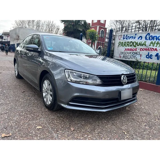 Volkswagen Vento 2.0 Advance 115cv