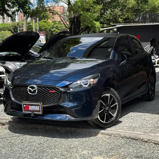 Mazda 2 2026 Carbon Edition