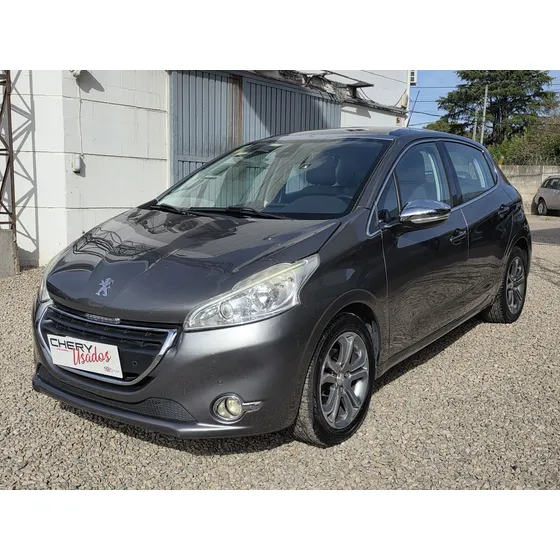 Peugeot 208 1.6 Feline