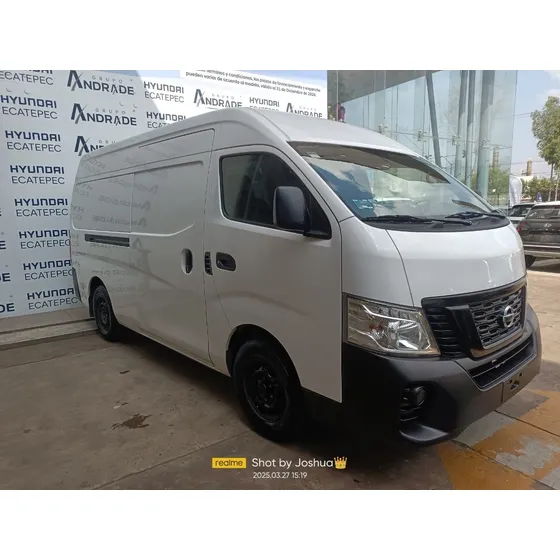 Nissan Urvan 2.5 Panel Amplia Aa Paquete Seguridad Mt