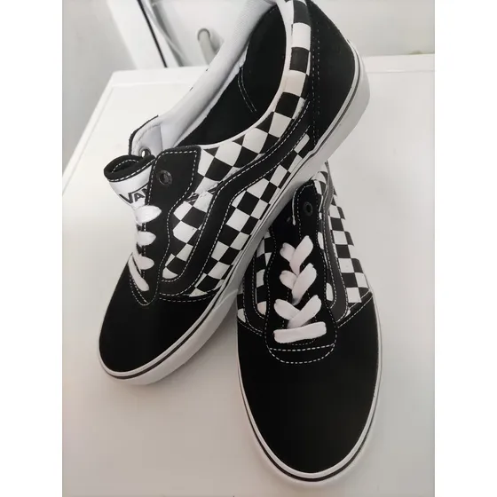 Zapatos Vans Milton Talla 43 Nuevos. Originales.