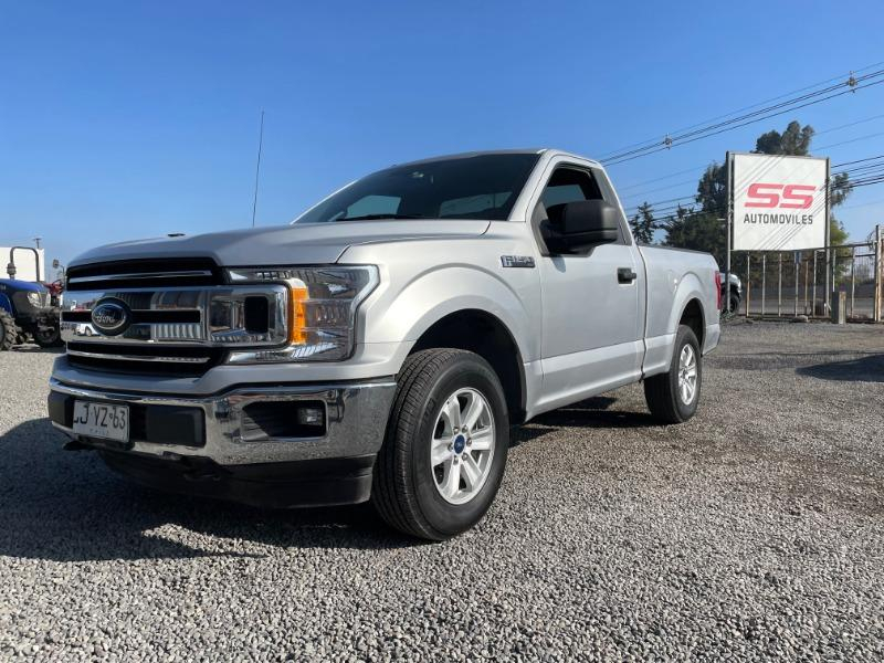 Ford F-150 Xlt 4x2 3.3 At 2019