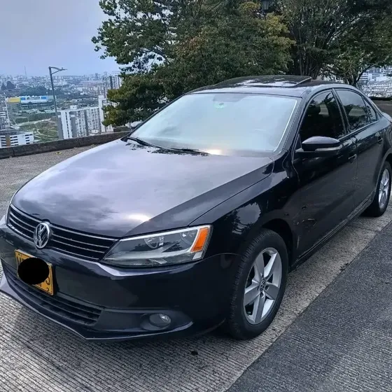 Volkswagen Jetta Vi 2012 2.5 Trendline