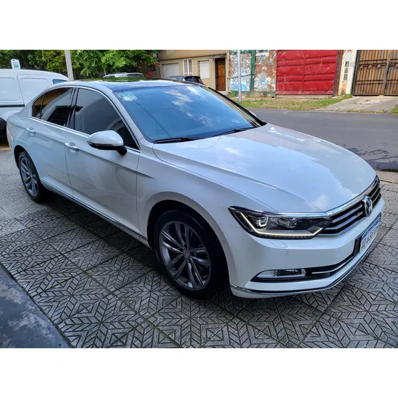 Volkswagen Passat 2.0 Tsi Highline 220cv