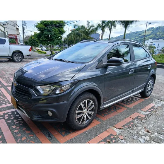 Chevrolet Onix 1.4 Activ