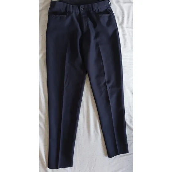 Pantalón Colegial Para Niños. Talla M. 