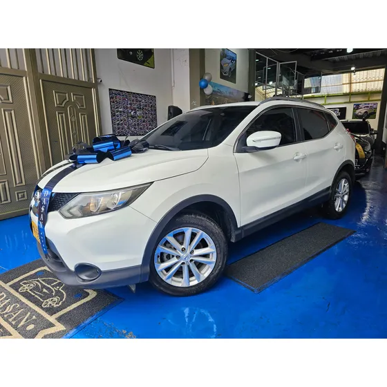 Nissan Qashqai 2.0 Advance Full Equipo