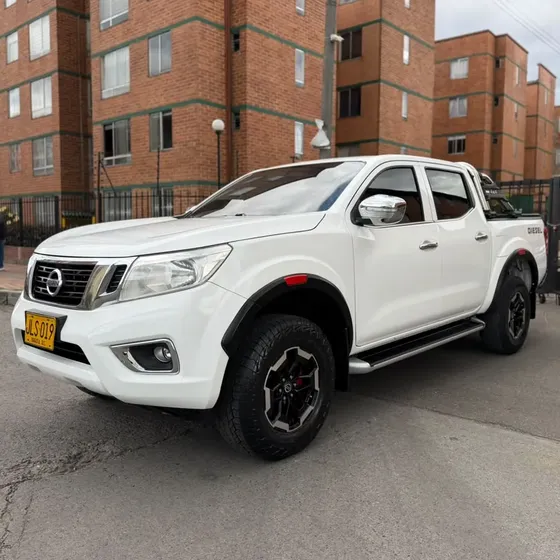 Nissan Np300 Frontier 2020 2.5 Diesel Mt 4x4