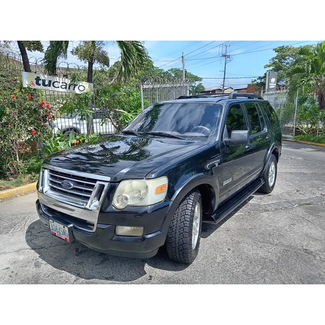 Ford Explorer Eddie Bawer