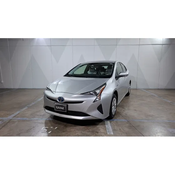 Toyota Prius 1.8 Hybrid Base