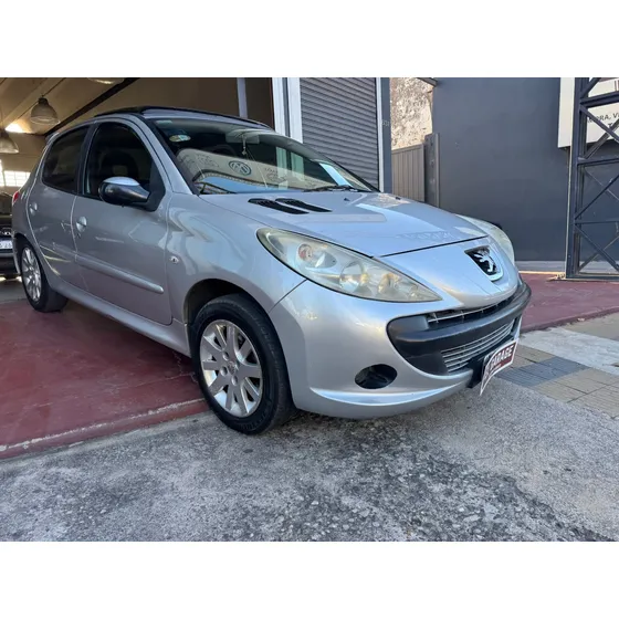 Peugeot 207 1.6 Xt
