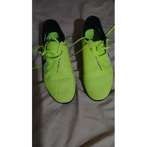 Botines De Futsal Nike Phantom Talle 41 Poco Uso