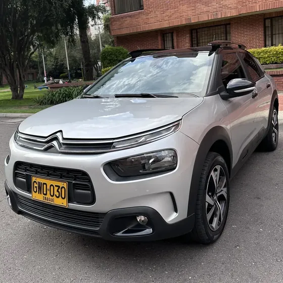 Citroën C4 Cactus 2020 1.6 Shine Turbo Aut