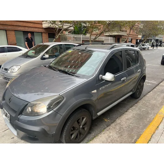 Renault Sandero Stepway 1.6 Dynamique 105cv