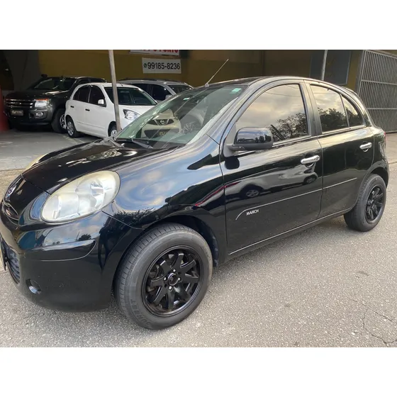 Nissan March 1.6 Sv 5p