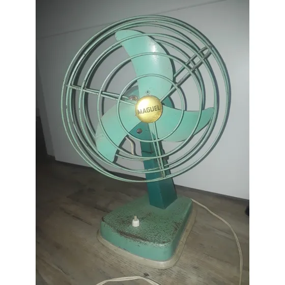 Antiguo Ventilador Vintage Funcionando En Maldonado