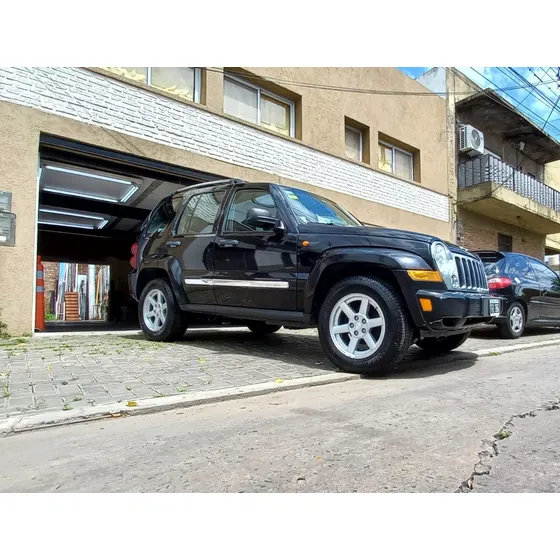 Jeep Cherokee 3.7 Limited