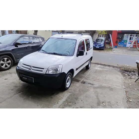 Citroën Berlingo Furgon 1.6 Hdi 92 Bussines Mixto