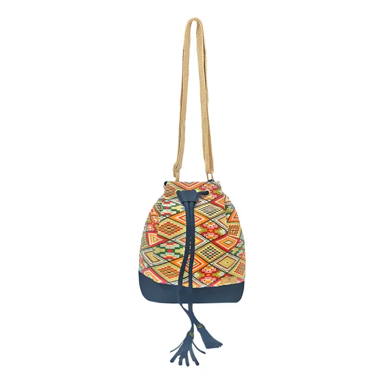 Bolso Manos Libres Bucket Dama Mujer Karla Chacon Aria Color Azul Diseño de la tela Rayado