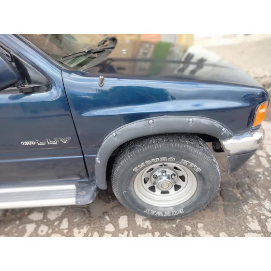 Chevrolet Luv 2.3 Space Cab Dlx Tfr