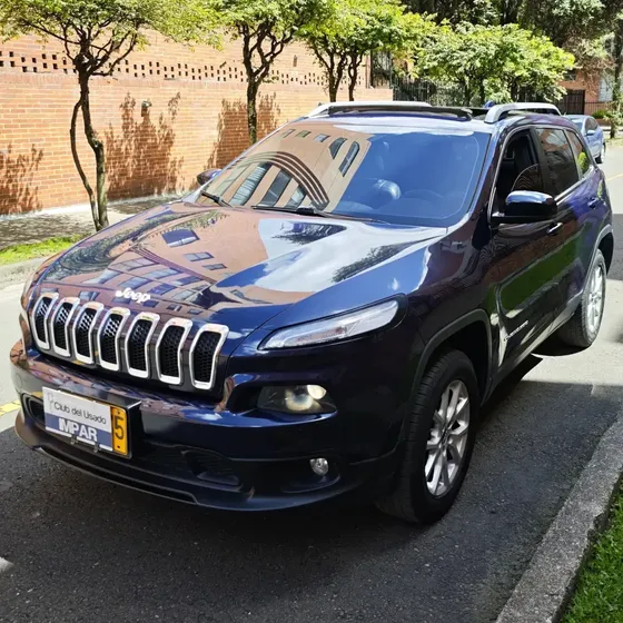 Jeep Cherokee 2014 3.2 Longitude