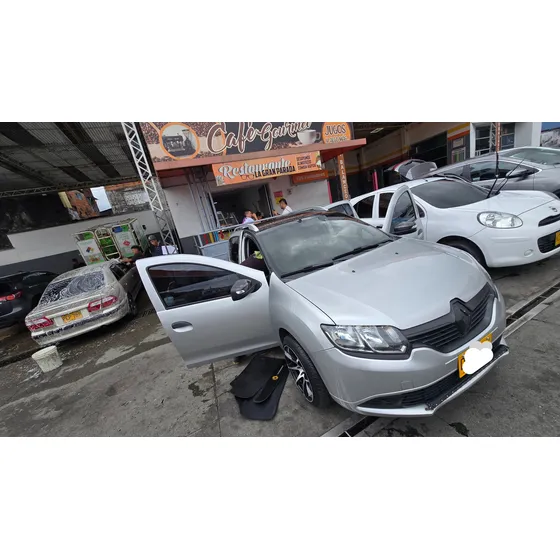 Renault Sandero 1.6 Life