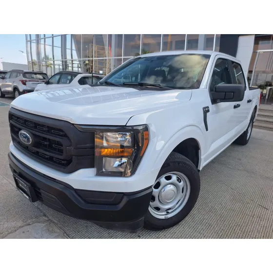 Ford F-150 3.3 Xl Doble Cabina V6 4x2 At
