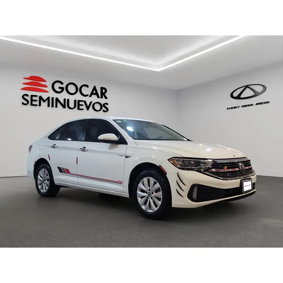 Volkswagen Jetta 4 Pts. Confortline, 1.4t, Ta, Ra-16