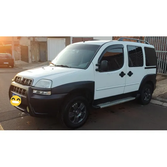 Fiat Doblo 1.8 Adventure Flex 5p
