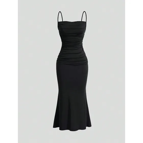 Vestido Feminino Com Alça Espaguete Estilo Rabo De Sereia