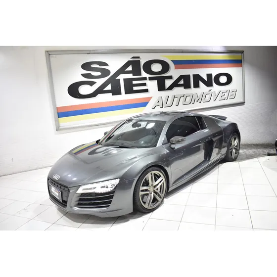 Audi R8 5.2 Fsi Coupe Plus Quattro V10 40v Gasolina 2p S Tronic