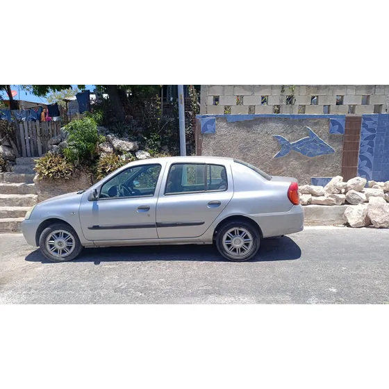 Nissan Platina 1.6 A At