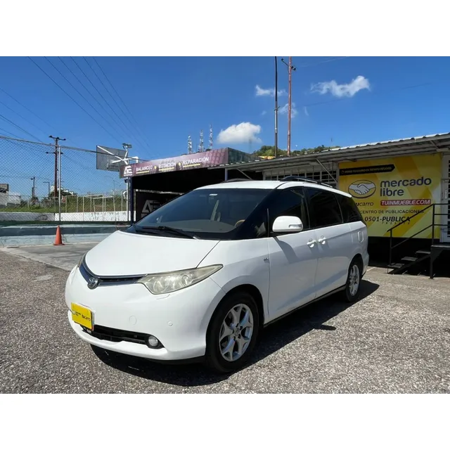 Toyota Previa Minivan