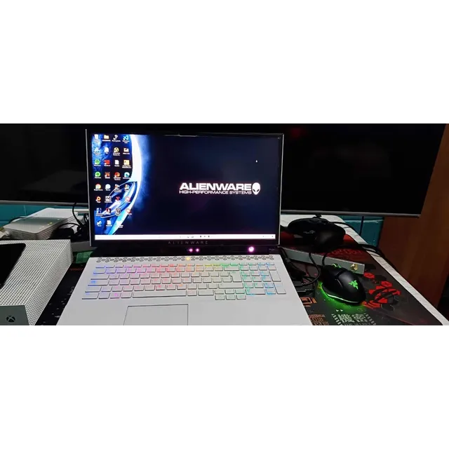 Alienware Area 51m