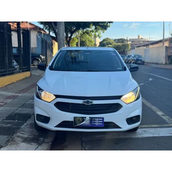 Chevrolet Onix Onix 1.0 Spe/4 Joy Black 8v Flex 4p Manual