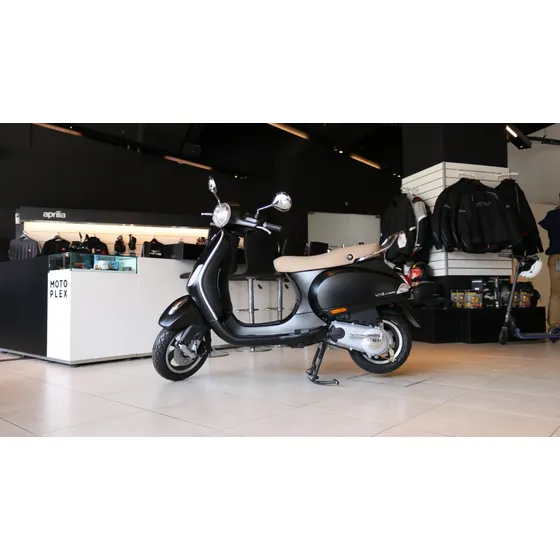 Vespa Vxl 150 Ie - Valor Contado - Motoplex  Oficial