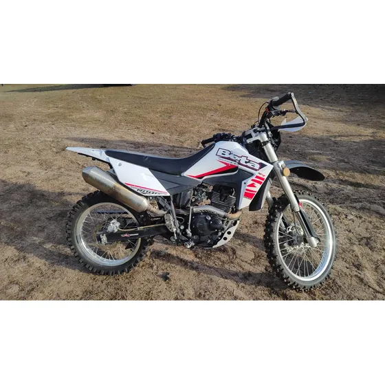 Moto Beta Tr 200 Preparada Para Enduro Con Tacos