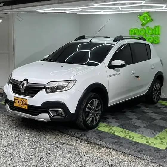 Renault Stepway 2023 1.6 Dynamique / Intens Mecánica