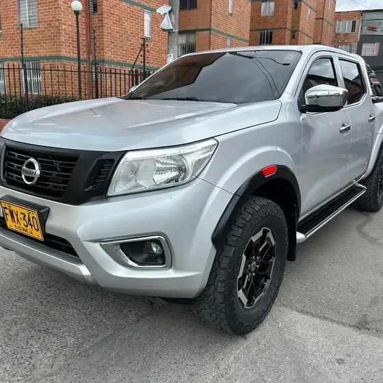 Nissan Np300 Frontier 2019 2.5 Diesel Mt 4x4