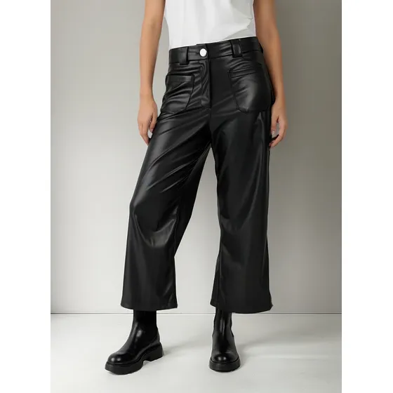Pantalon Simil Cuerina Recto Ancho Talles