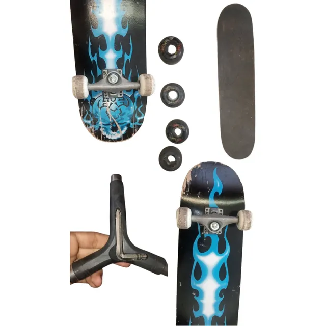 Patineta Usada + 4 Ruedas De Repuesto + Llave