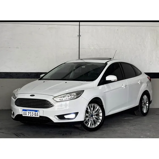 Ford Focus Iii 2.0 Sedan Se Plus Mt