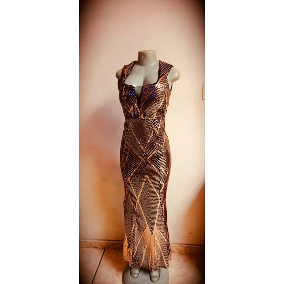 Vestido De Fiesta Con Lentejuelas