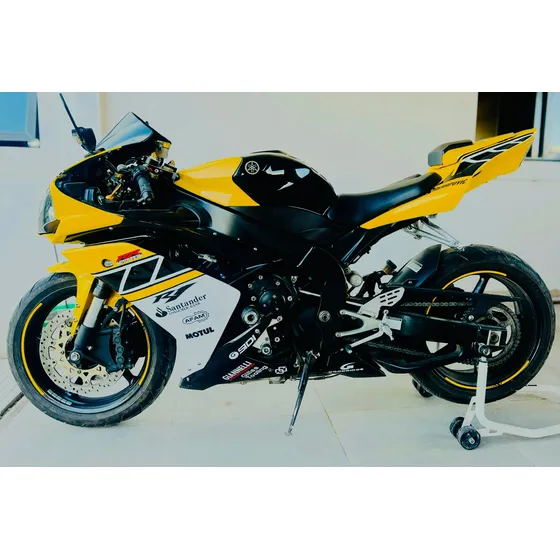 Yamaha R1