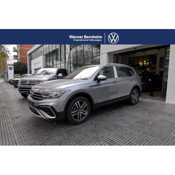 Volkswagen Tiguan Elegance 1.4 Tsi + Adas