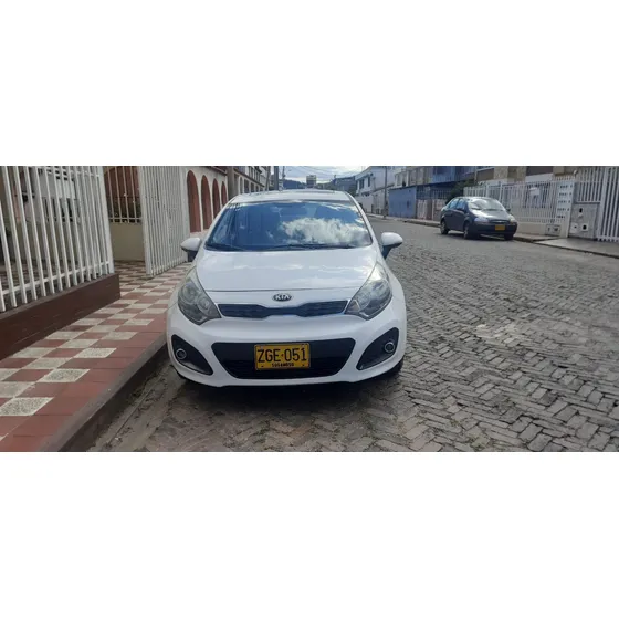 Kia Rio Space Full Equipo, 6 Velocidades, 120.000km