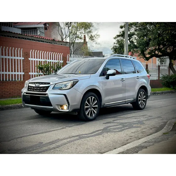 Subaru Forester 2.0 Xt